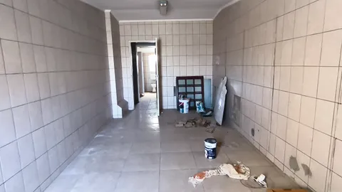 Commerial-Property-To-Let-City-Deep (8)